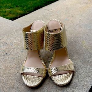 Gold Marciano heels size 7 1/2 woman’s shoes used like new